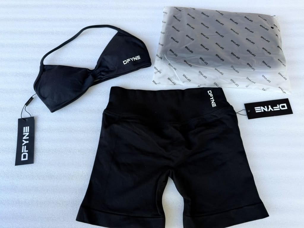 Black DFYNE Sports Bra & Shorts Set