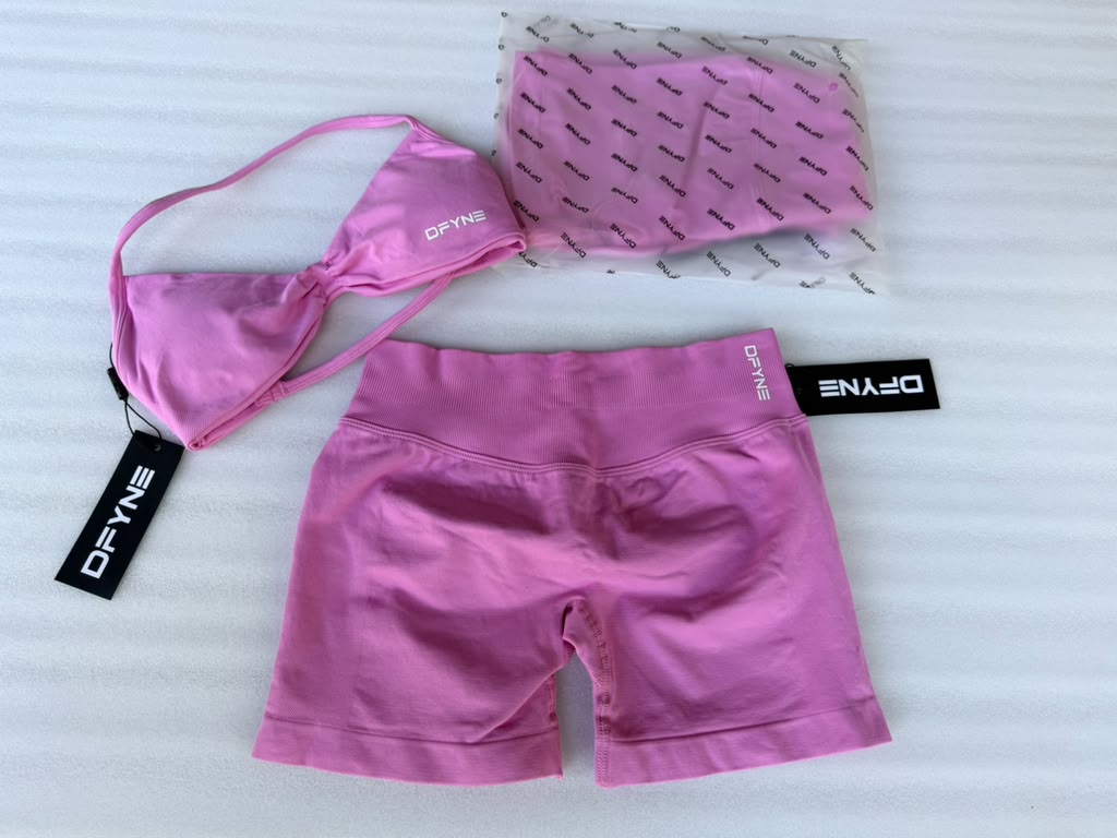 Pink DFYNE Sports Bra & Shorts Set